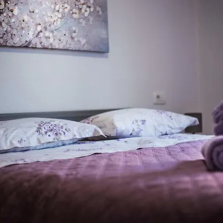 Skytub Apartman Makarska